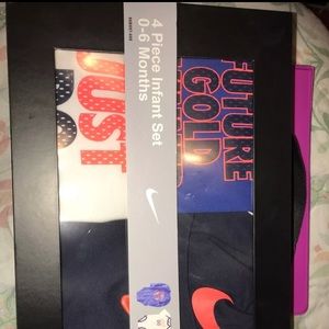 Nike 4 Piece Infant Set